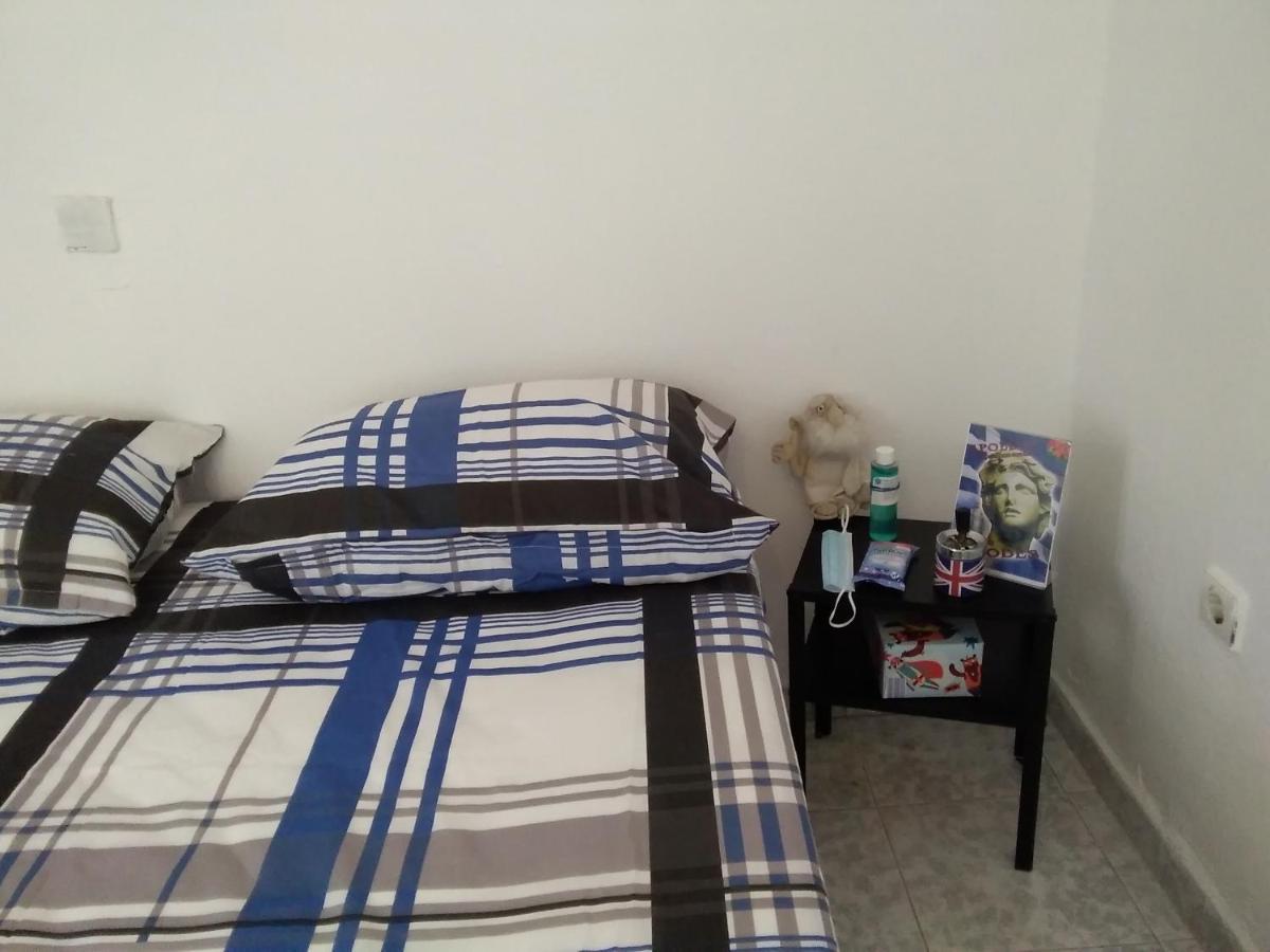 Apollon H-2 Apartment *